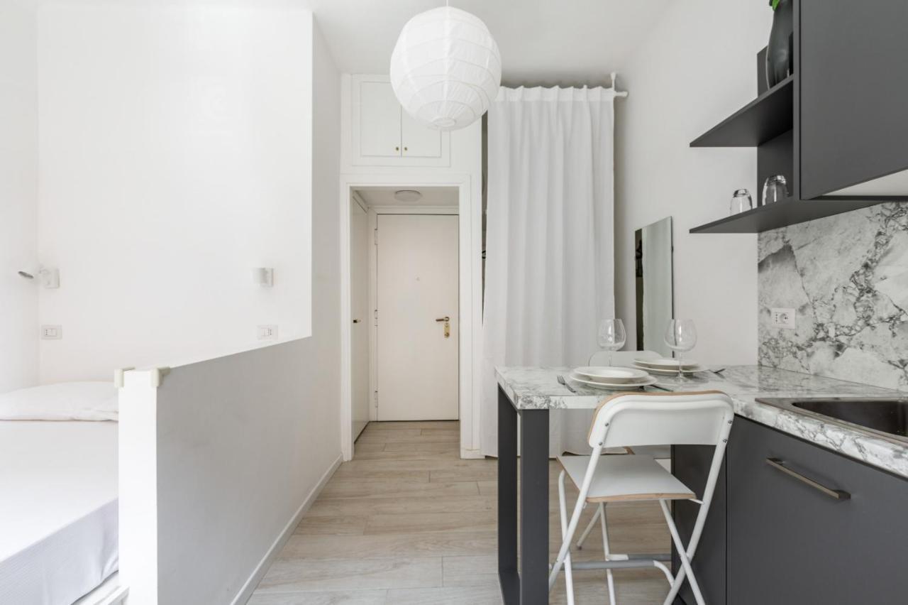 Bright Apt 600Mt From Viale Zara! Milan Exterior photo