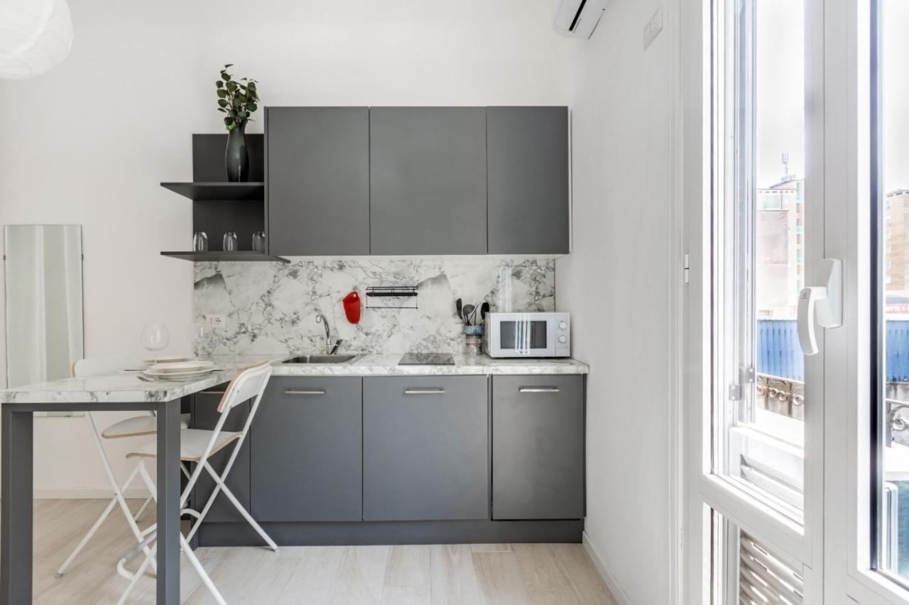 Bright Apt 600Mt From Viale Zara! Milan Exterior photo